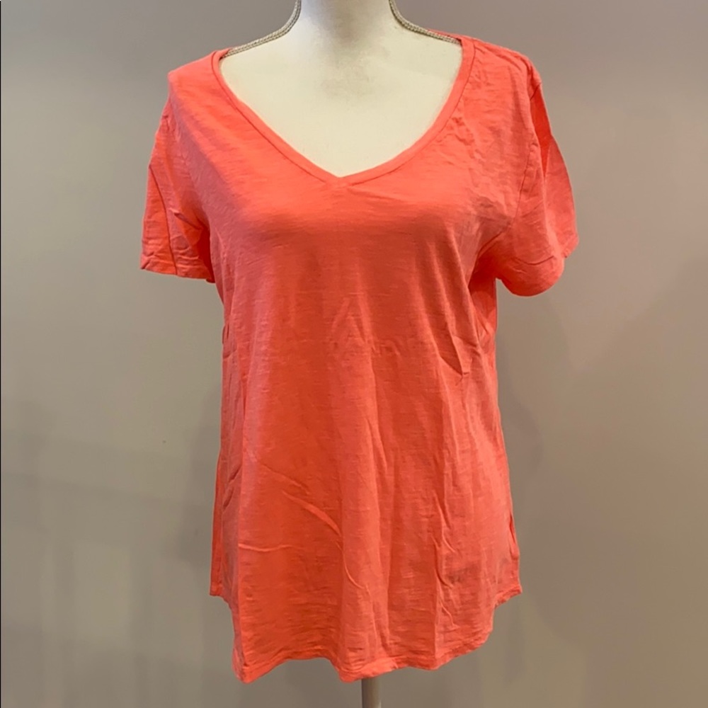 Old Navy Women’s V-Neck Shirt